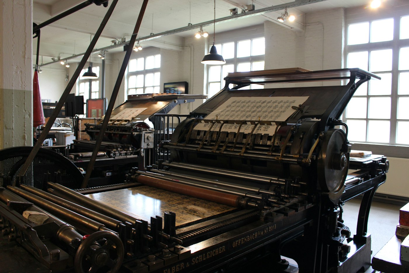 Atelier, presses en place